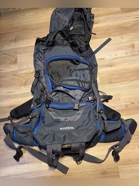 Koppen Wandern 45L internal frame hiking backpack.